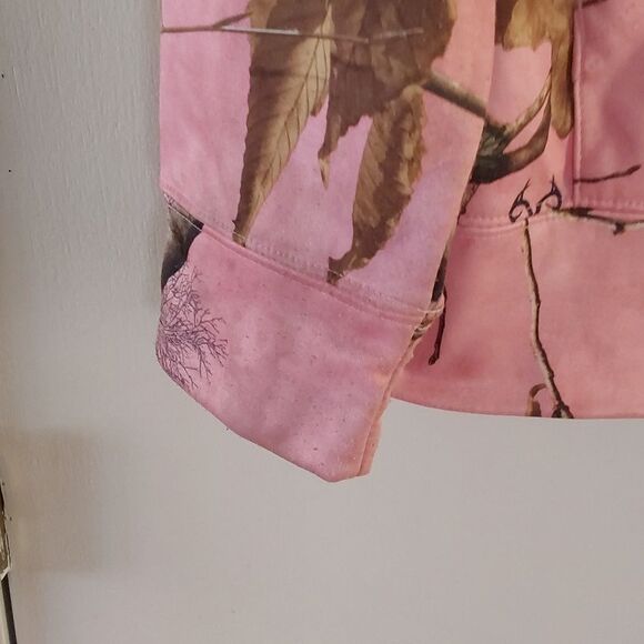 - Real Tree Pink Camo Large Hoodie - Picture 4 of 7